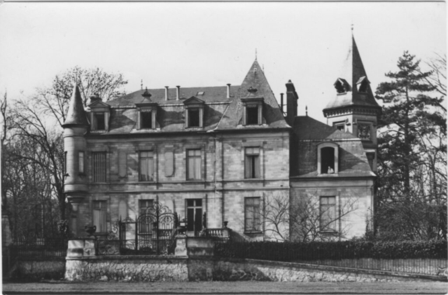 Le chateau de Précy sur Oise