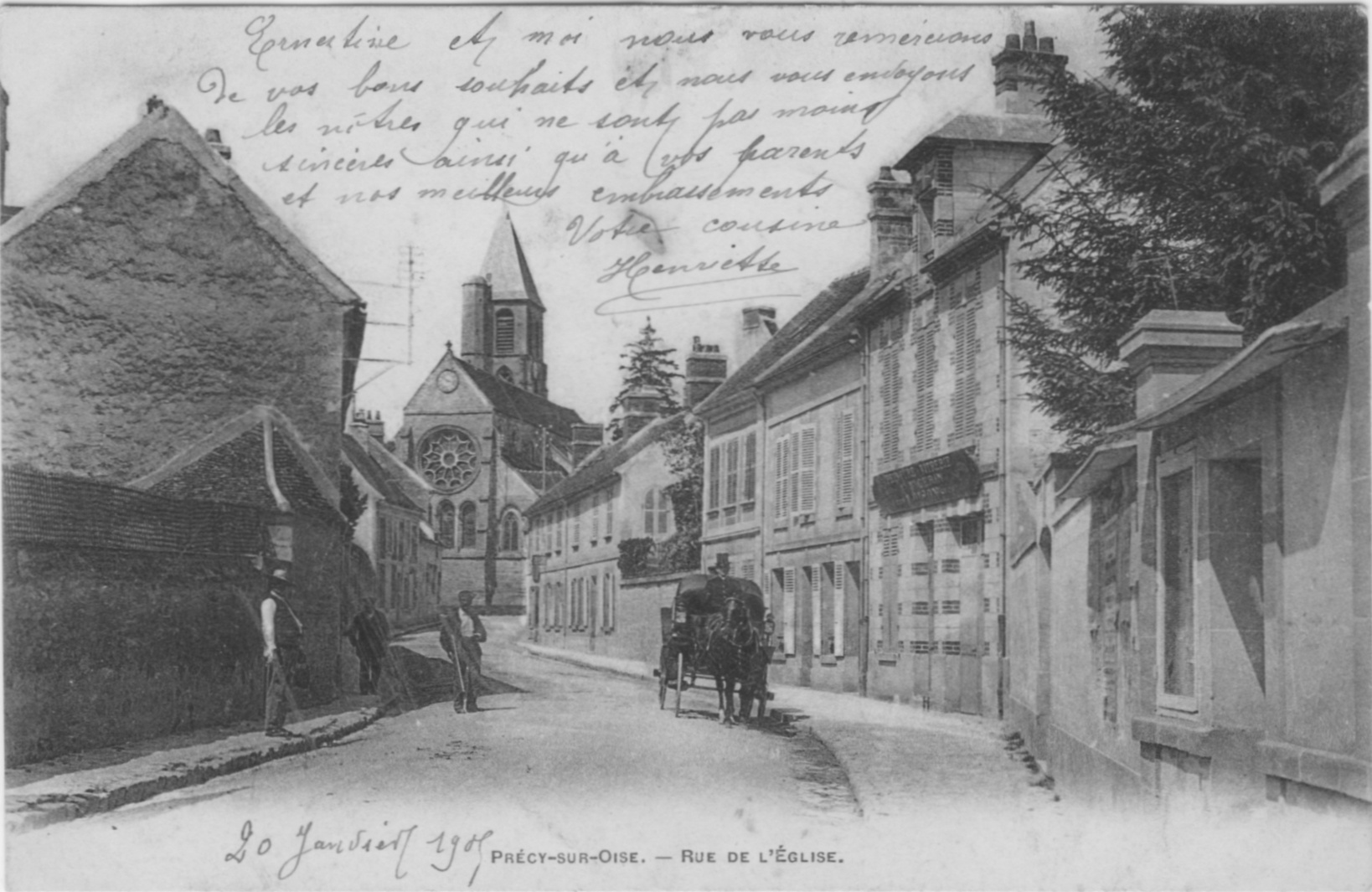 La rue de l'église à Précy