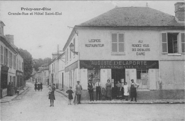 La grande rue dans Précy sur Oise